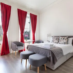 Modern In Prime Location Apartamento