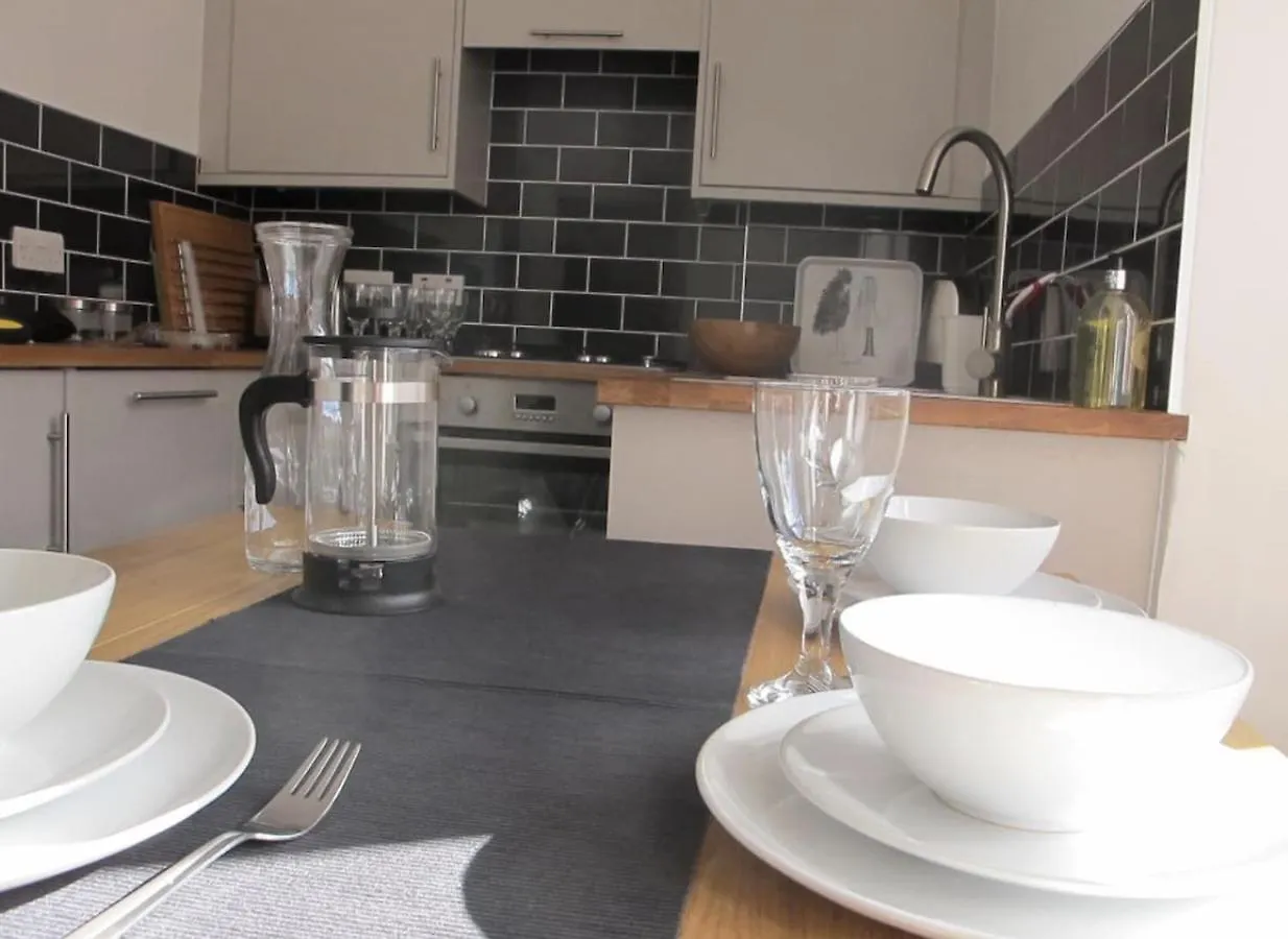 2 Chessels Court, Flat 3 Apartment Edinburgh 0*,  United Kingdom
